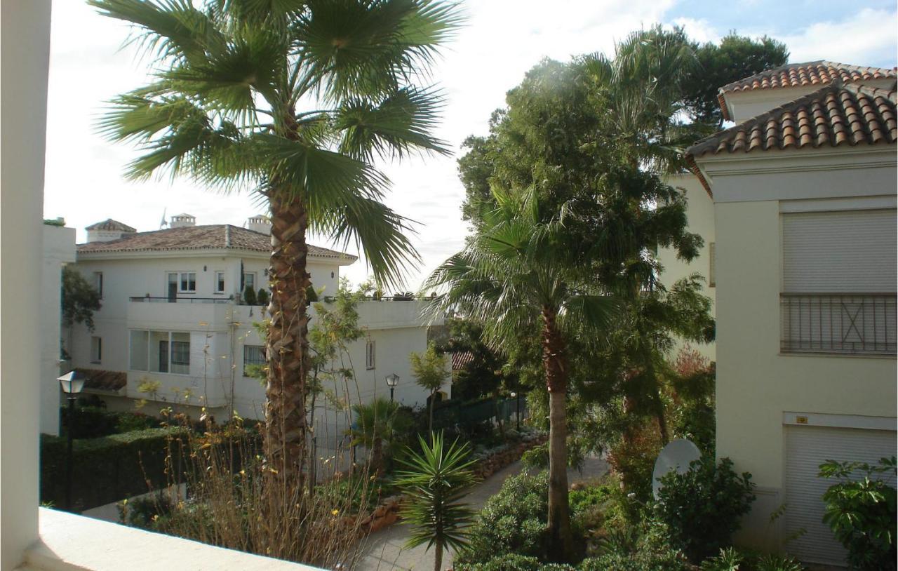 Beautiful Apartment In Marbella-Cabopino With 2 Bedrooms, Wifi And Outdoor Swimming Pool Bagian luar foto